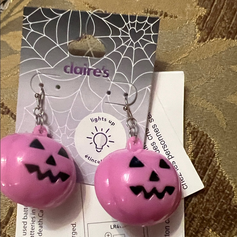 Claire's Light-Up Pink Pumpkin Earrings - Picture 1 of 1